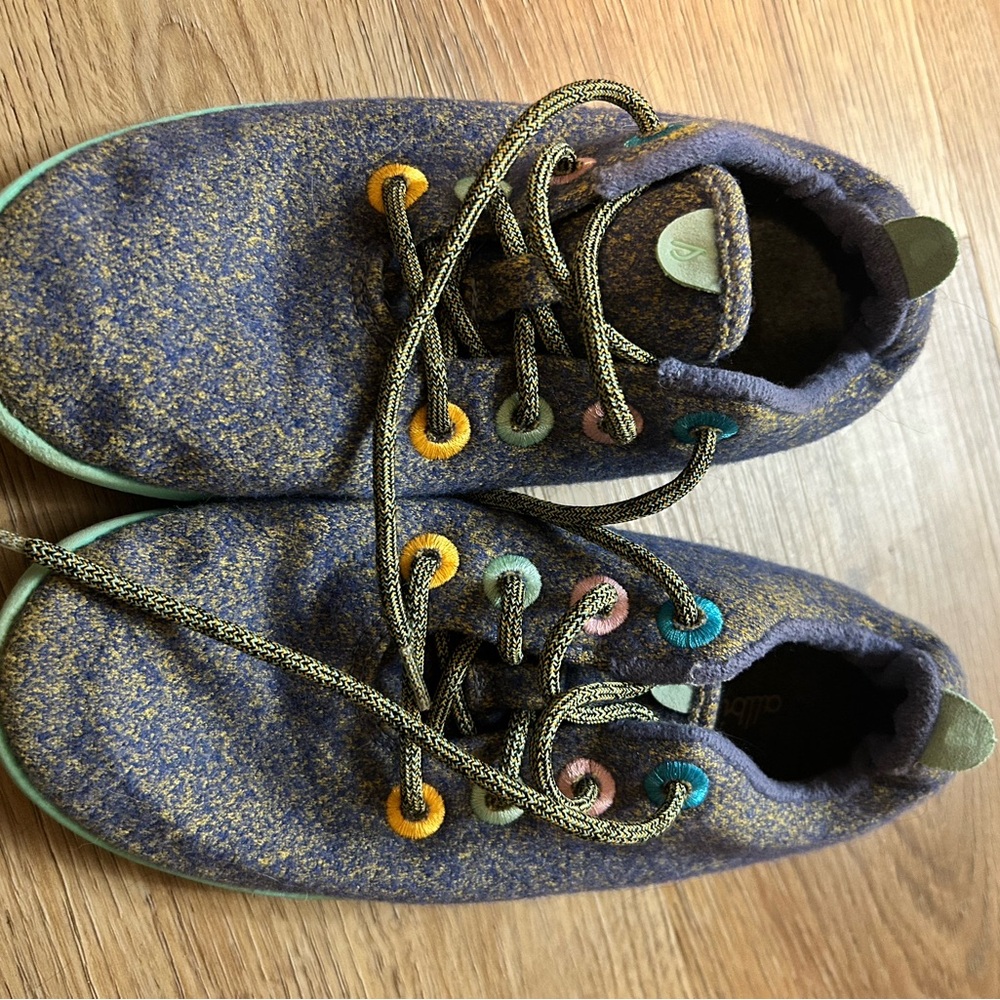 AllBirds Stylish Kids Shoes in Blue and Yellow